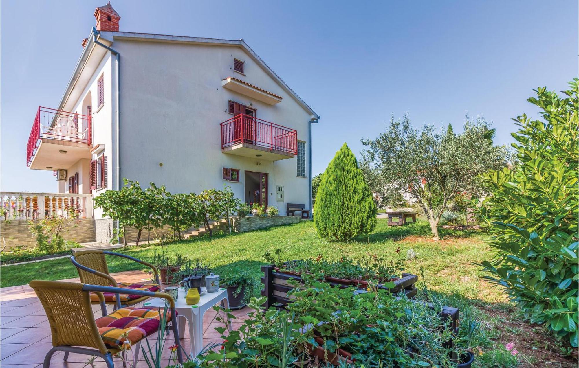 6 Bedroom Nice Home In Segotici Extérieur photo